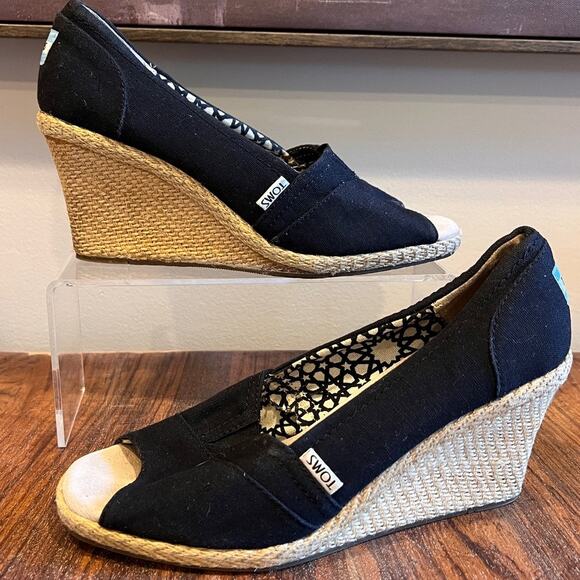 TOMS Black Canvas Peep Toe Espadrille Wedge Heels Women's Shoes - Picture 10 of 10